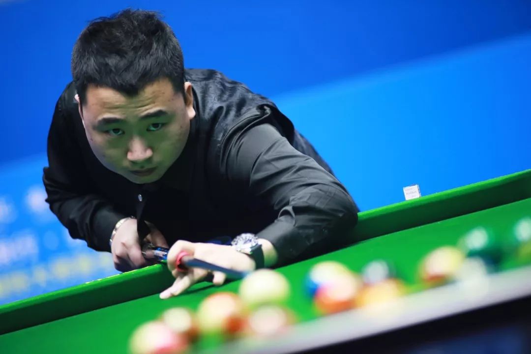 主场的表现 主场的表现